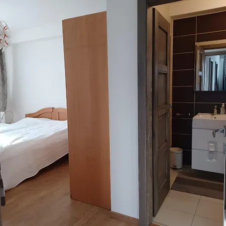 Michell, Panorama * Dóval