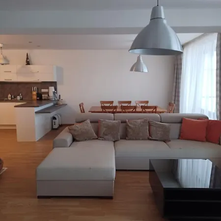 Apartman Michell, Panorama Dóval